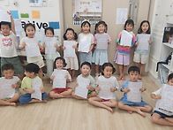 &#65308;창의반&#65310; 리나 선생님과 함께하는 8월의 ..