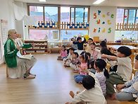 &#65308;창의반&#65310; 리나 선생님과 함께하는 4월의 ..
