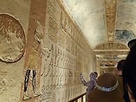 이집트 왕가의 계곡의 무덤..
