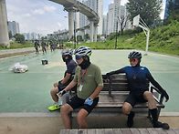 2025. 8.18. 비를 물리치신 일출봉님의 파..