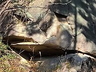 천진암 장군바위