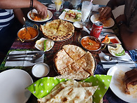 주말 인도분들의 점심식사