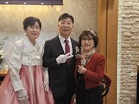 농협이사 한배 조카 딸 결..