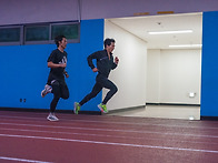 2025. 12. 06 (토) 1..