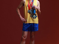 신입회원 유성원 ..