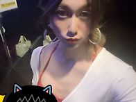 아무도...