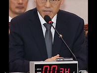 천대엽 판사의 사진 수백장..