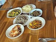 회관에서 점심식사