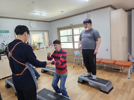 2025. 10. 27. 오전. ..