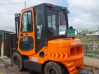 두산 빨갱이 3톤 디젤중고..