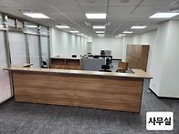 입주아파트 입사를 하였습..