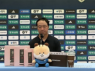 [17R] "홈에서 나오면 안..