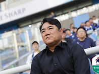 인천 상대한 김현석 감독 ..