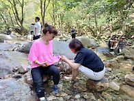 가평 유명산 계곡에서. 2