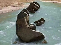 신비한 자연석의 조화