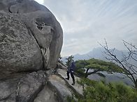 사월정기산행 상장능선