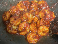 칠리새우 만들었어..