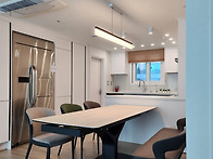 스페인 세라믹 양인출 식탁