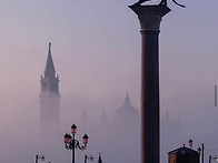 한 글자 틀려도, 그대는 ..