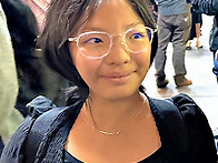 리즈(Liz), 제2바이올린 ..