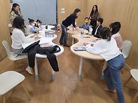 시청 들락날락 책읽어주기..