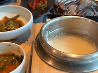 중산식육식당 점심먹으면서..