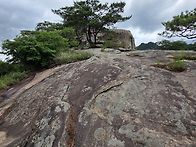 충북 괴산군 연풍면 연어봉..