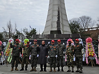 3.1절 기념탑에서..