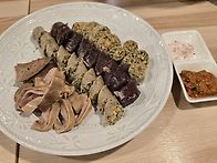 용호동 W상가 영천돼지국밥..