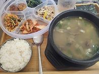 저녁식사는 하셨읍니까?