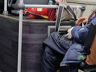 이 사람의 직업은..