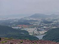 육산과 암릉이 어울어진 ..