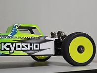 [Kyosho] 바디 올리니까 완성된 느낌이 납..