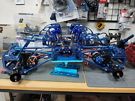 새해 첫 차량 조립중입니다