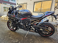 s1000rr 22년 ..