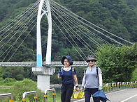 ＜DMZ 평화의 길..