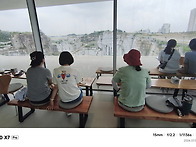 도저히 못 먹겠다