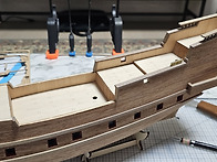 Golden Hind / 1:85..