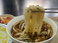 을지로에서 카레우동을 먹..