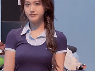 자길 찍는 팬 카메라에 끼..