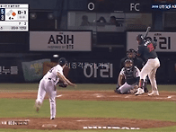 4안타 치고 기립박수 받으..