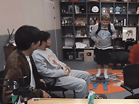 요즘 식당이나 카페에 AI..