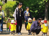 홍 순호 - 유아원생들의 ..