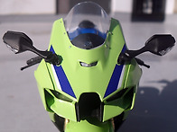 1/9 Kawasaki Ninja ZX-10R