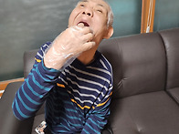 주먹밥 만들어 먹..