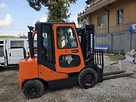 두산 빨갱이 3톤 자동발 ..