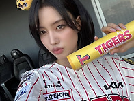 스테이씨 윤 인스타.jpg