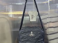 신상 퀼팅 크로스백 - 무..