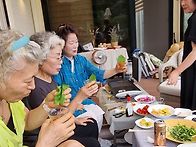 박영자여사님 농장에서