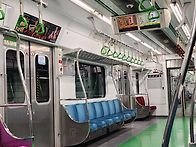 참 가슴 아프고 마음이 무..